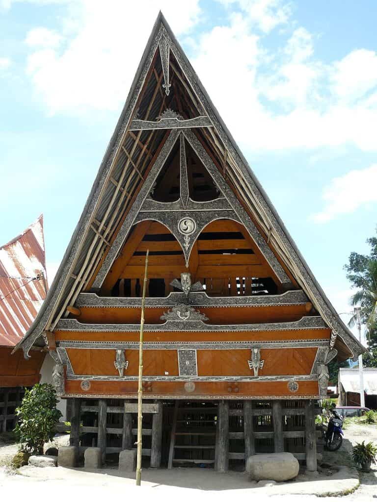 Batak Architecture for Natural Ventilation